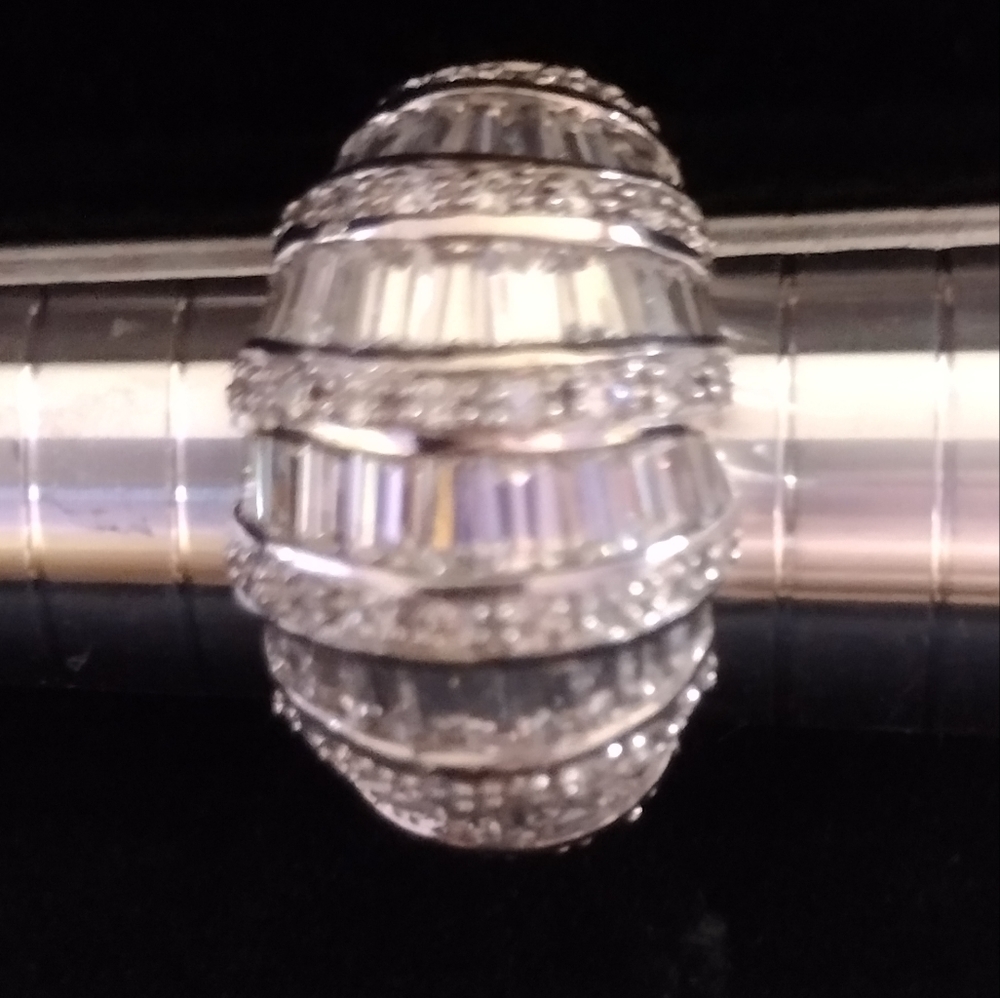 New Cocktail Ring Cubic Zirconia Diamond Size 6 item # 014